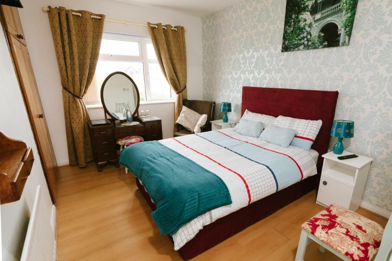 Eagle Heights Panzió Enniscrone Kültér fotó