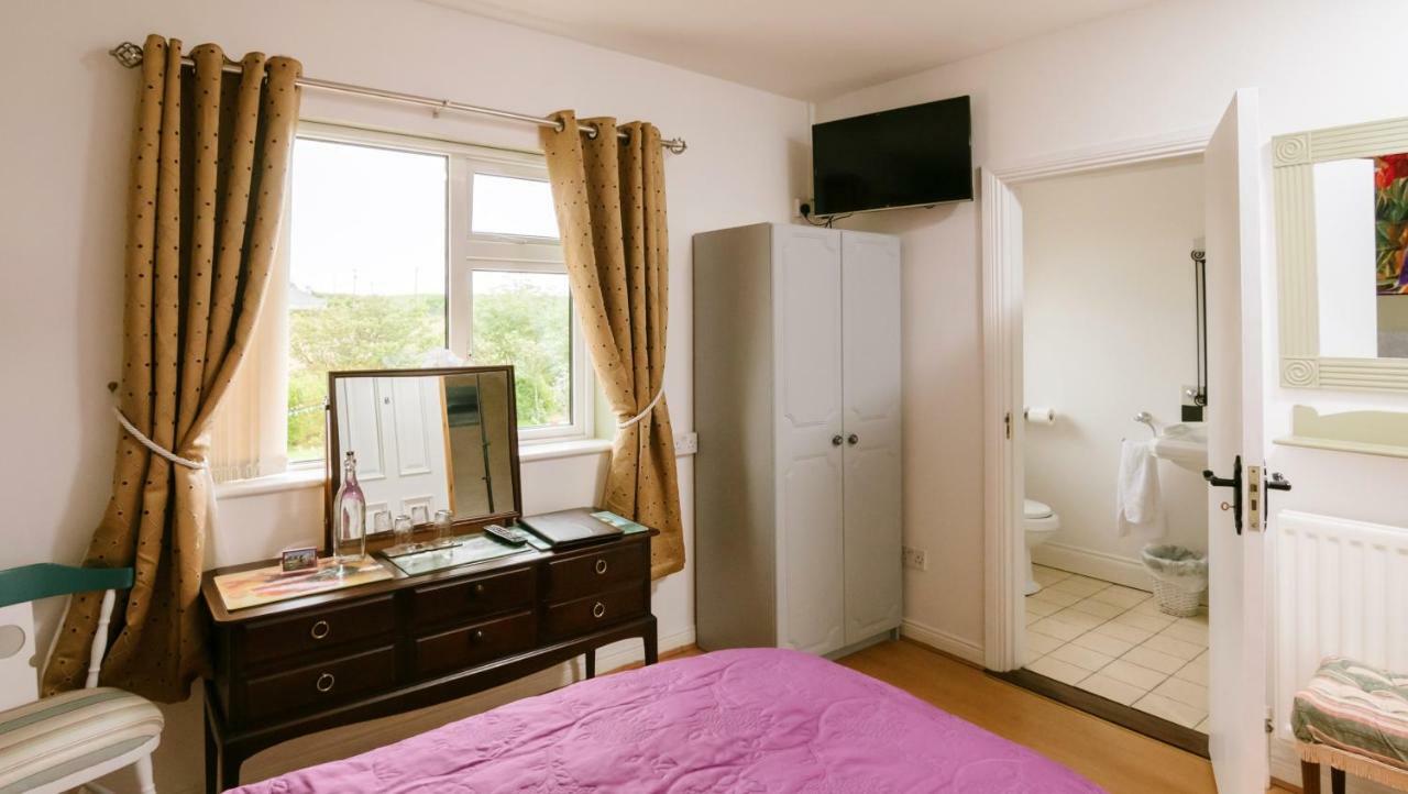 Eagle Heights Panzió Enniscrone Kültér fotó